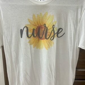 NURSE GRAPHIC TEE SIZE MEDIUM